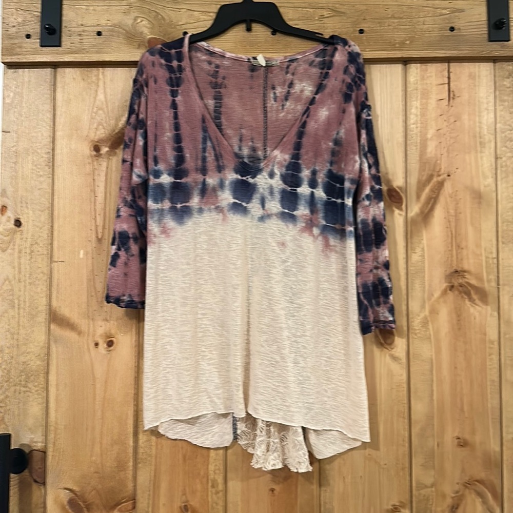 Gimmicks tie dye top